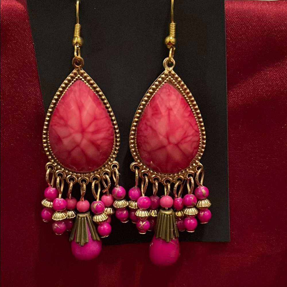 Fashion Jewelry Pink and Gold Chandelier Earrings - Picture 1 of 7